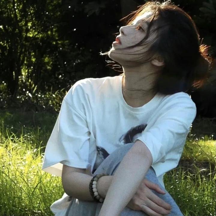 八彩林亚珍